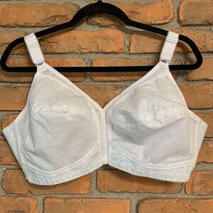 Playtex 18 Hour Sensational Support Unlined Wireless‎ Bra 020W White Size 44C